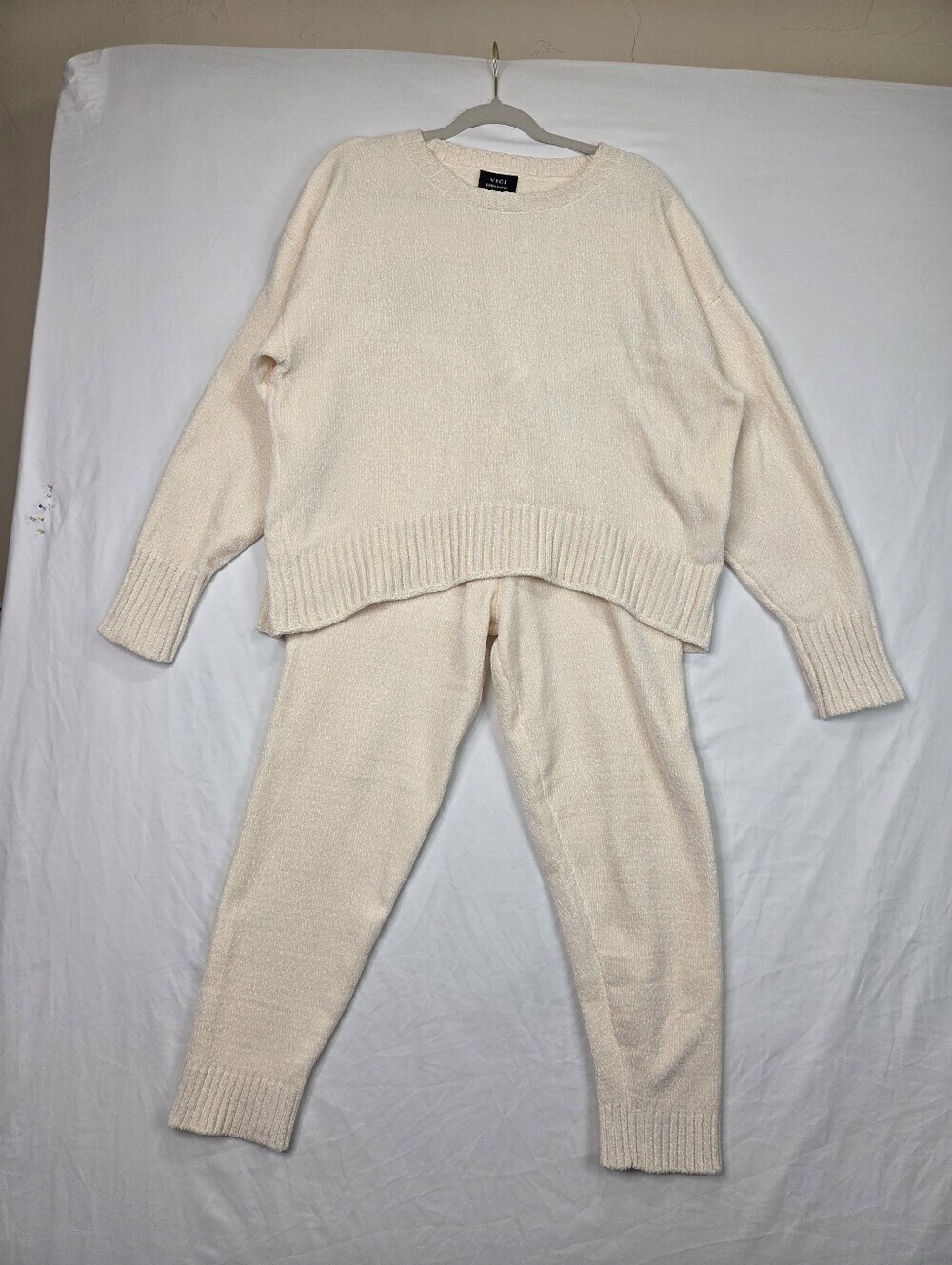 VICI Chenille Lounge Set Sweater XL Jogger Pants L Cream Soft Cozy Matching